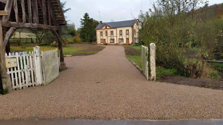 Pose d’enrobés La Vespière Friardel